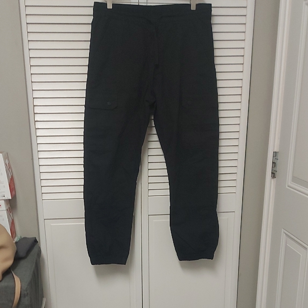 Men's Black Levi's ripstop cargo joggers